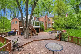 8545 Old Dominion Dr, McLean, VA 22102 - Photo 4