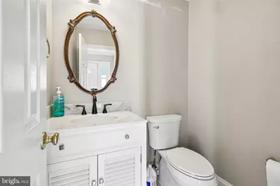 10628 Alison Drive, Burke, VA 22015 - Photo 6