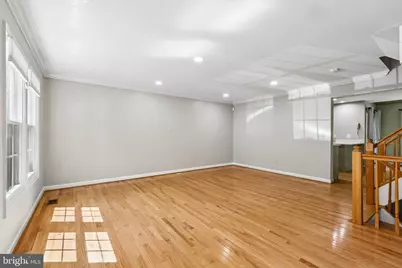 10628 Alison Drive, Burke, VA 22015 - Photo 4