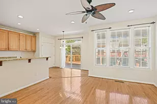 2658 Logan Wood Dr, Herndon, VA 20171 - Photo 8