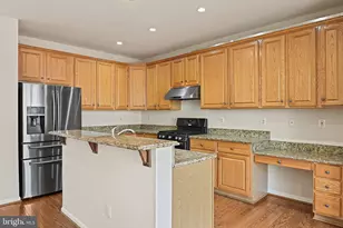 2658 Logan Wood Dr, Herndon, VA 20171 - Photo 12