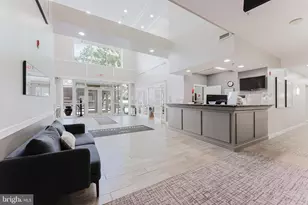 2726 Gallows Rd, Vienna, VA 22180 - Photo 28