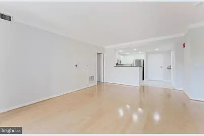 2726 Gallows Road #202, Vienna, VA 22180 - Photo 26