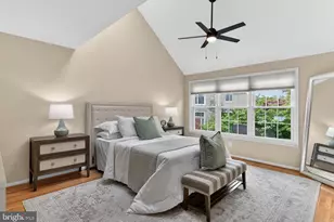 7412 Gillingham Row, Alexandria, VA 22315 - Photo 16