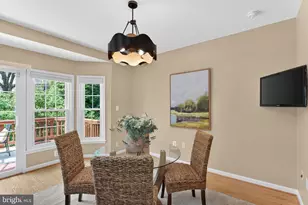7412 Gillingham Row, Alexandria, VA 22315 - Photo 8