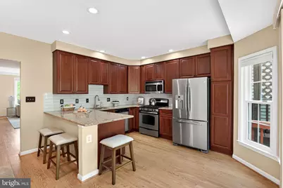 7412 Gillingham Row, Alexandria, VA 22315 - Photo 12