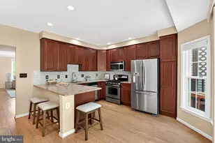 7412 Gillingham Row, Alexandria, VA 22315 - Photo 12