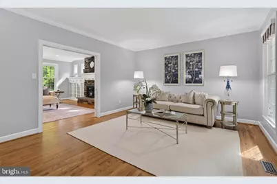 7211 Laketree Drive, Fairfax Station, VA 22039 - Photo 10