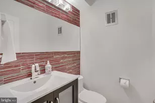 8301 Forrester Blvd, Springfield, VA 22152 - Photo 20