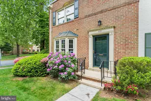 8301 Forrester Blvd, Springfield, VA 22152 - Photo 2