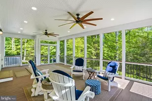 1133 Springvale Rd, Great Falls, VA 22066 - Photo 6