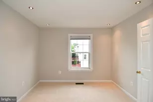 2444 Laura Mark Ln, Herndon, VA 20171 - Photo 34