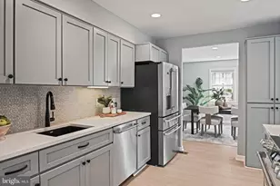 3094 White Birch Ct, Fairfax, VA 22031 - Photo 6