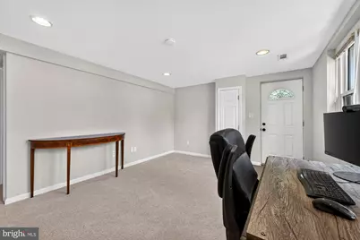 1109 Hillcrest Drive SW, Vienna, VA 22180 - Photo 14