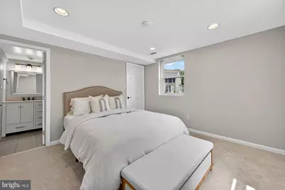 1109 Hillcrest Drive SW, Vienna, VA 22180 - Photo 24