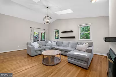 1109 Hillcrest Drive SW, Vienna, VA 22180 - Photo 56