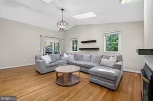 1109 Hillcrest Dr SW, Vienna, VA 22180 - Photo 56