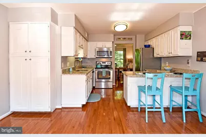 7414 Willshire Hunt Court, Springfield, VA 22153 - Photo 8