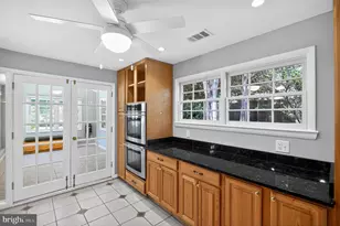 4042 Doveville Ln, Fairfax, VA 22032 - Photo 14