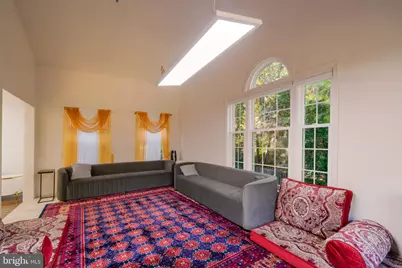 9907 Rosewood Hill Circle, Vienna, VA 22182 - Photo 20