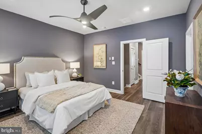 110 NW Market Square NW #24, Vienna, VA 22180 - Photo 22