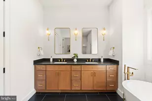 1324 Titania Ln, McLean, VA 22102 - Photo 36
