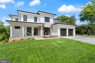 1324 Titania Ln, McLean, VA 22102 - Photo 4