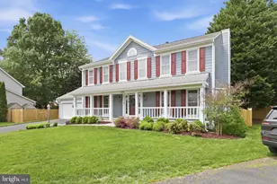 1404 Rock Ridge Ct, Herndon, VA 20170 - Photo 2