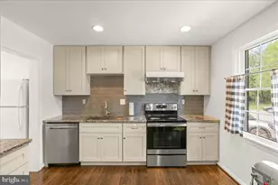 7213 Evanston Rd, Springfield, VA 22150 - Photo 12