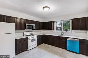 6523 Gretna Green Way, Alexandria, VA 22312 - Photo 6