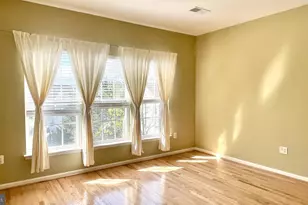 6002 St Hubert Ln, Centreville, VA 20121 - Photo 20
