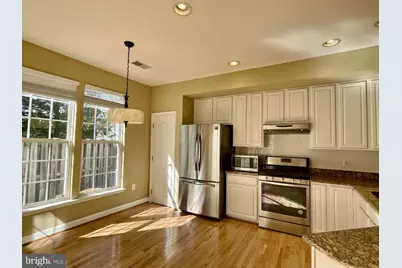 6002 Saint Hubert Lane, Centreville, VA 20121 - Photo 6