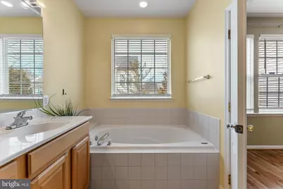 6002 Saint Hubert Lane, Centreville, VA 20121 - Photo 18
