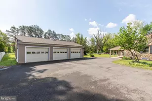 15027 Braddock Rd, Centreville, VA 20120 - Photo 70
