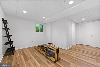 4441 Village Drive, Fairfax, VA 22030 - Photo 80