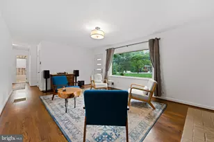 4441 Village Dr, Fairfax, VA 22030 - Photo 12
