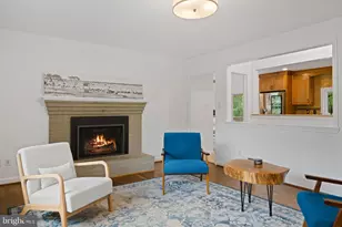 4441 Village Dr, Fairfax, VA 22030 - Photo 10