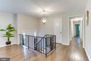 9112 Santayana Dr, Fairfax, VA 22031 - Photo 2