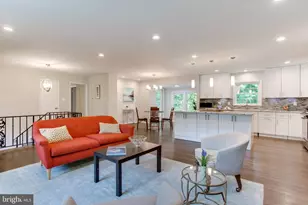 9112 Santayana Dr, Fairfax, VA 22031 - Photo 4
