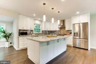 9112 Santayana Drive, Fairfax, VA 22031 - Photo 8