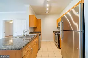 12929 Centre Park Cir, Herndon, VA 20171 - Photo 6