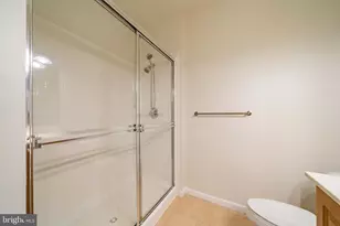 12929 Centre Park Cir, Herndon, VA 20171 - Photo 22
