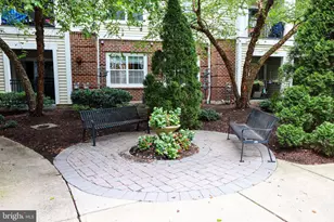 12929 Centre Park Cir, Herndon, VA 20171 - Photo 36