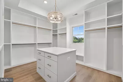 608 Roberts Drive NW, Vienna, VA 22180 - Photo 22