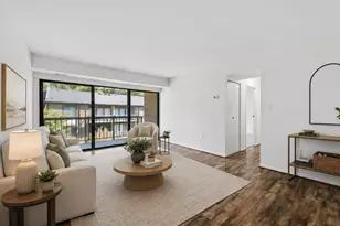 9730 Kingsbridge Dr, Fairfax, VA 22031 - Photo 10