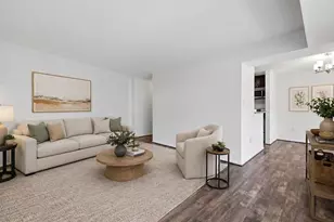 9730 Kingsbridge Dr, Fairfax, VA 22031 - Photo 12