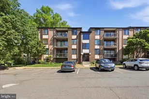 9730 Kingsbridge Dr, Fairfax, VA 22031 - Photo 2