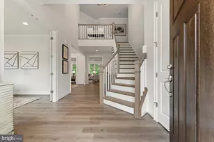 505 Glyndon St NE, Vienna, VA 22180 - Photo 2