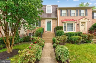 7503 Amesbury Ct, Alexandria, VA 22315 - Photo 2