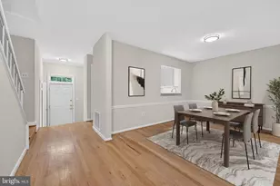 7503 Amesbury Ct, Alexandria, VA 22315 - Photo 4